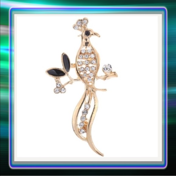 Accessories - GP Rhinestone Peacock Brooch